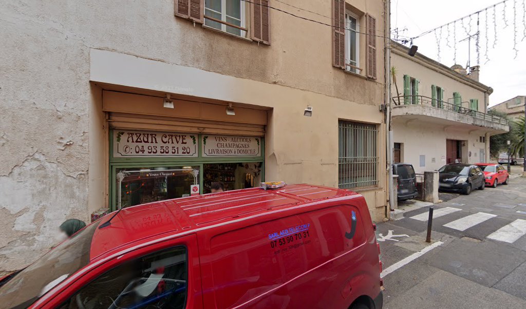 Retrouvez toutes les informations de contacts et horaires d&rsquo;ouverture pour Relais Pickup AZUR CAVE situé à Vence dans le département Alpes-Maritimes (06). Pour effectuer envoyer vos colis (colissimo, chronopost, suivi colis), une gestion bancaire (banque postal, French Bank), votre courrier [&hellip;]