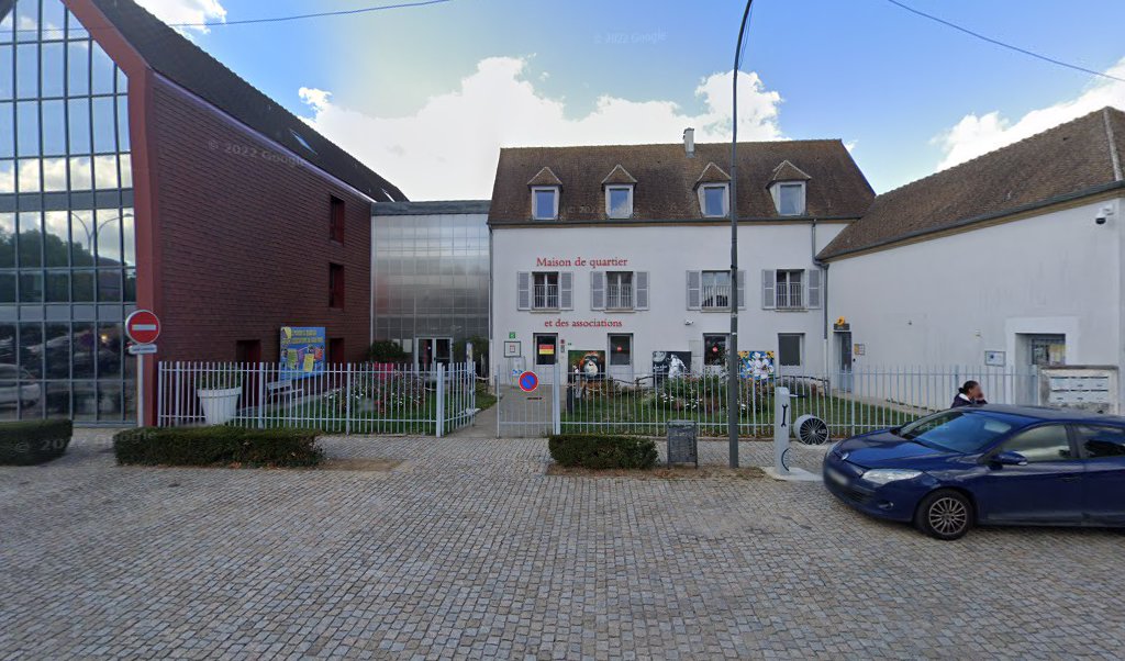 Retrouvez toutes les informations de contacts et horaires d&rsquo;ouverture pour La Poste Agence Communale TREMBLAY EN FRANCE Mairie situé à Tremblay en france dans le département Seine-Saint-Denis (93). Pour effectuer envoyer vos colis (colissimo, chronopost, suivi colis), une gestion bancaire [&hellip;]