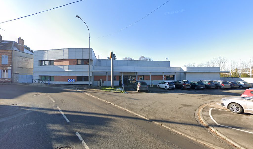 Retrouvez toutes les informations de contacts et horaires d&rsquo;ouverture pour La Poste Espace Clients Pro CHARTRES PDC1 situé à Chartres dans le département Eure-et-Loir (28). Pour effectuer envoyer vos colis (colissimo, chronopost, suivi colis), une gestion bancaire (banque postal, French [&hellip;]