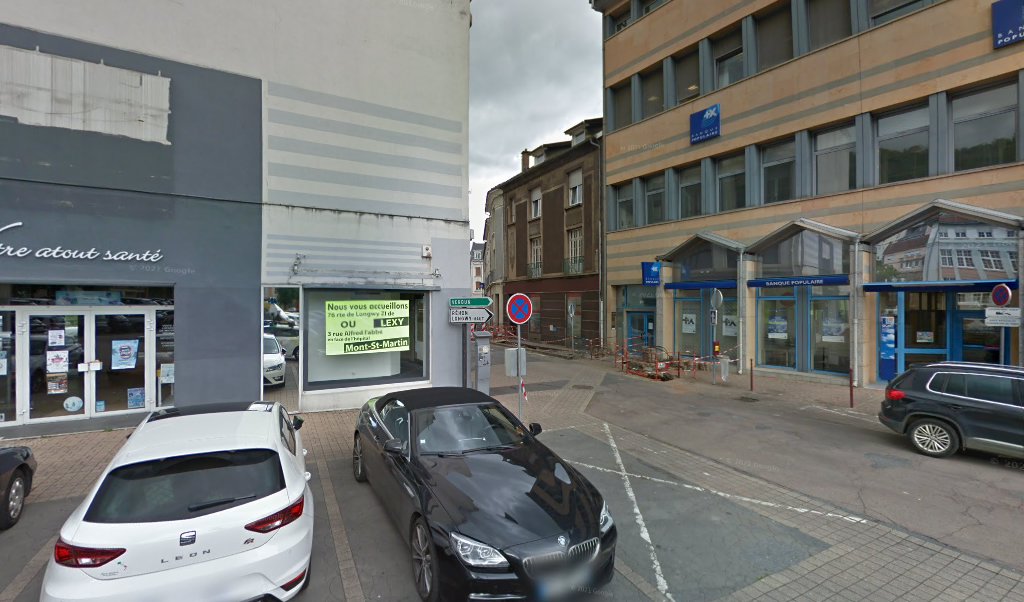 Retrouvez toutes les informations de contacts et horaires d&rsquo;ouverture pour La Poste LONGWY PLACE LECLERC situé à Longwy dans le département Meurthe-et-Moselle (54). Pour effectuer envoyer vos colis (colissimo, chronopost, suivi colis), une gestion bancaire (banque postal, French Bank), votre [&hellip;]