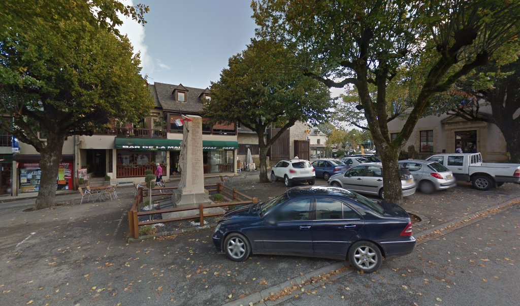 Retrouvez toutes les informations de contacts et horaires d&rsquo;ouverture pour La Poste BOZOULS situé à Bozouls dans le département Aveyron (12). Pour effectuer envoyer vos colis (colissimo, chronopost, suivi colis), une gestion bancaire (banque postal, French Bank), votre courrier (suivi [&hellip;]