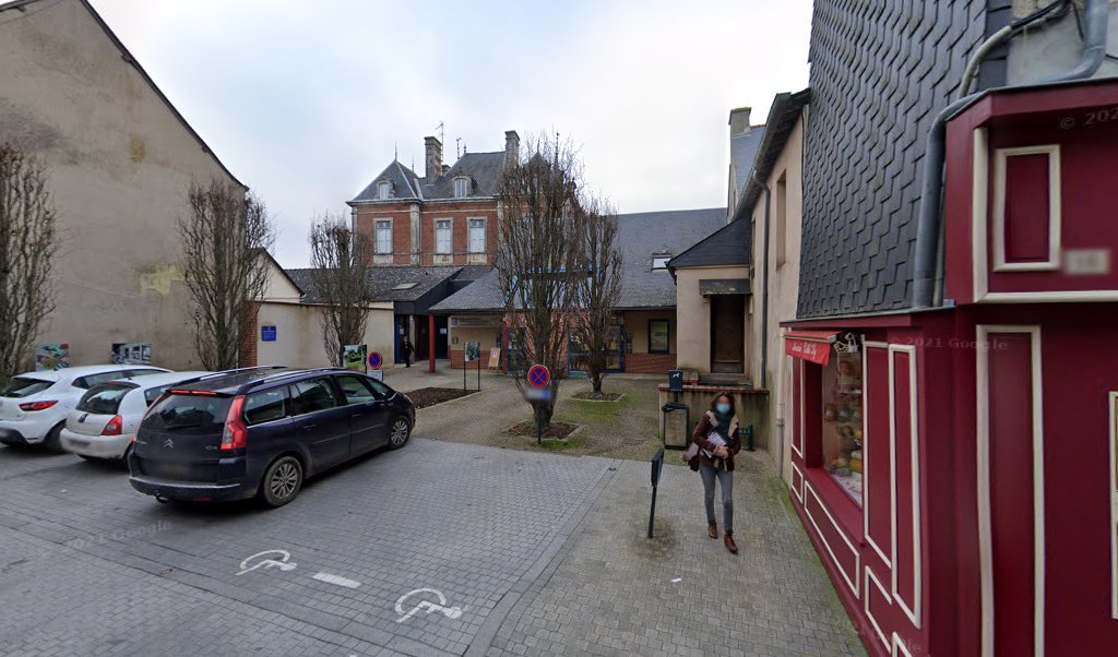 Retrouvez toutes les informations de contacts et horaires d&rsquo;ouverture pour La Poste LA GUERCHE DE BRETAGNE situé à La guerche de bretagne dans le département Ille-et-Vilaine (35). Pour effectuer envoyer vos colis (colissimo, chronopost, suivi colis), une gestion bancaire (banque [&hellip;]