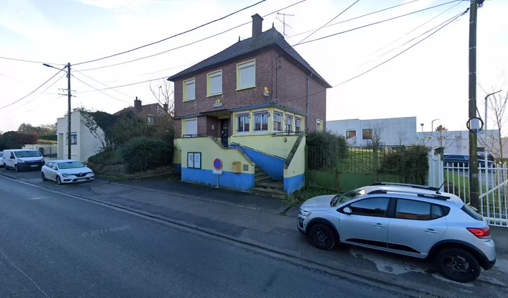 Retrouvez toutes les informations de contacts et horaires d&rsquo;ouverture pour La Poste Agence Communale WARLOY BAILLON Mairie situé à Warloy baillon dans le département Somme (80). Pour effectuer envoyer vos colis (colissimo, chronopost, suivi colis), une gestion bancaire (banque postal, [&hellip;]