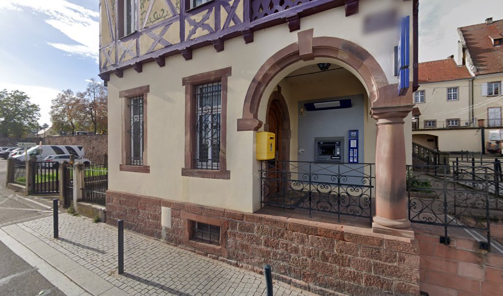 Retrouvez toutes les informations de contacts et horaires d&rsquo;ouverture pour La Poste RIQUEWIHR situé à Riquewihr dans le département Haut-Rhin (68). Pour effectuer envoyer vos colis (colissimo, chronopost, suivi colis), une gestion bancaire (banque postal, French Bank), votre courrier (suivi [&hellip;]