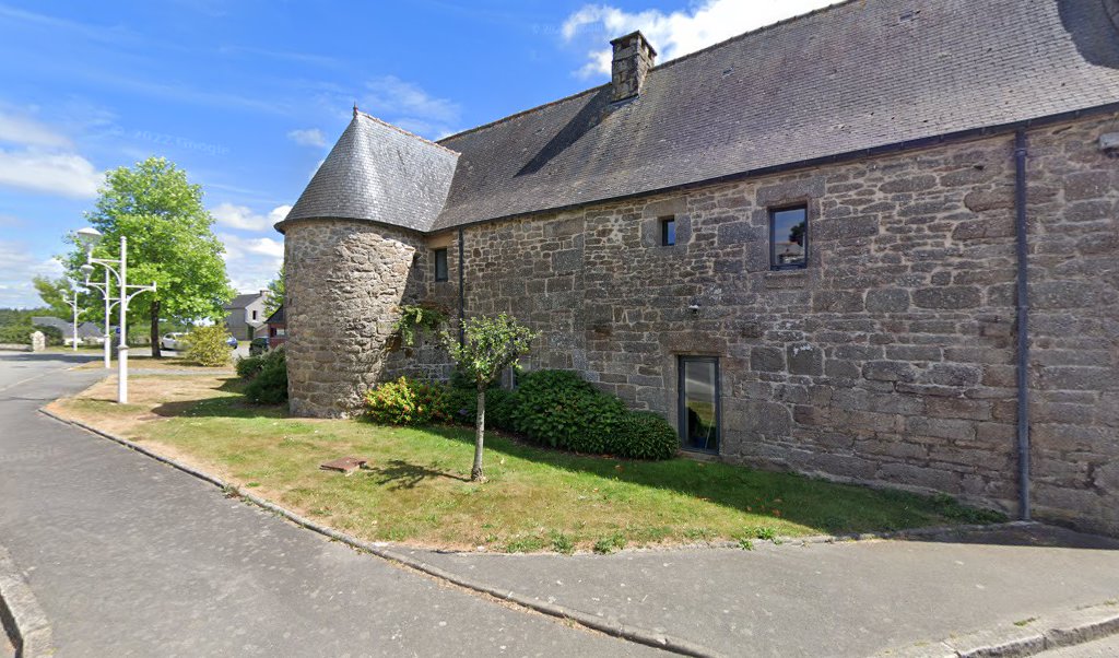 Retrouvez toutes les informations de contacts et horaires d&rsquo;ouverture pour La Poste Agence Communale GLOMEL Mairie situé à Glomel dans le département Côtes d&rsquo;Armor (22). Pour effectuer envoyer vos colis (colissimo, chronopost, suivi colis), une gestion bancaire (banque postal, French [&hellip;]