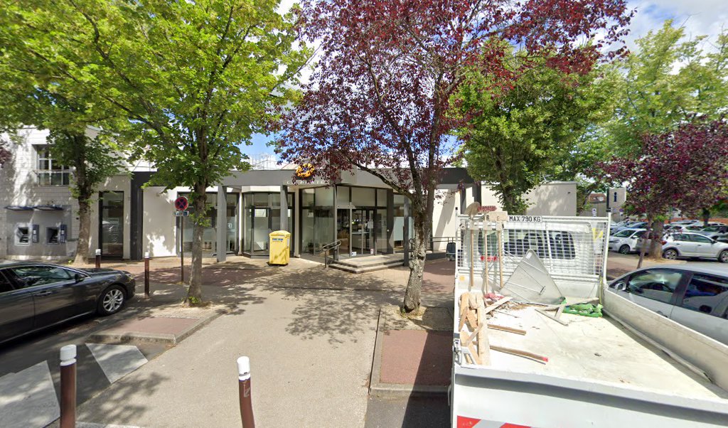 Retrouvez toutes les informations de contacts et horaires d&rsquo;ouverture pour La Poste TORCY situé à Torcy dans le département Seine-et-Marne (77). Pour effectuer envoyer vos colis (colissimo, chronopost, suivi colis), une gestion bancaire (banque postal, French Bank), votre courrier (suivi [&hellip;]