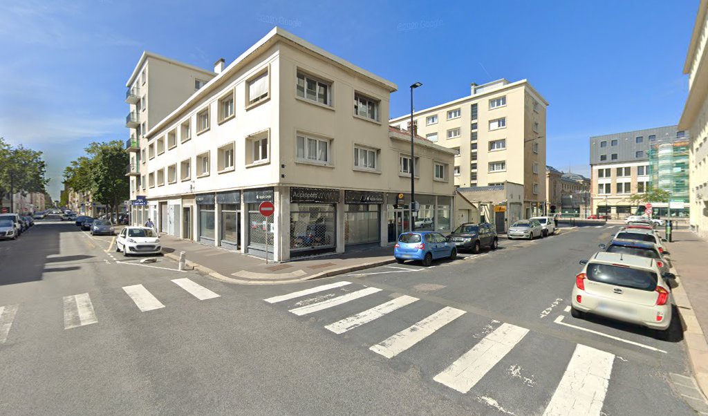 Retrouvez toutes les informations de contacts et horaires d&rsquo;ouverture pour La Poste Espace Clients Pro LE HAVRE PDC2 situé à Le havre dans le département Seine-Maritime (76). Pour effectuer envoyer vos colis (colissimo, chronopost, suivi colis), une gestion bancaire (banque [&hellip;]