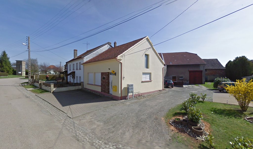 Retrouvez toutes les informations de contacts et horaires d&rsquo;ouverture pour La Poste Agence Communale ST JEAN ROHRBACH Mairie situé à St jean rohrbach dans le département Moselle (57). Pour effectuer envoyer vos colis (colissimo, chronopost, suivi colis), une gestion bancaire [&hellip;]