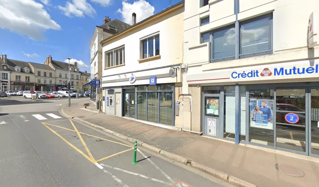Retrouvez toutes les informations de contacts et horaires d&rsquo;ouverture pour La Poste MORTAGNE AU PERCHE situé à Mortagne au perche dans le département Orne (61). Pour effectuer envoyer vos colis (colissimo, chronopost, suivi colis), une gestion bancaire (banque postal, French [&hellip;]