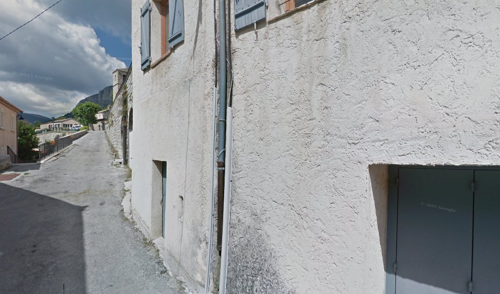 Retrouvez toutes les informations de contacts et horaires d&rsquo;ouverture pour La Poste Agence Communale ST AUBAN Mairie situé à St auban dans le département Alpes-Maritimes (06). Pour effectuer envoyer vos colis (colissimo, chronopost, suivi colis), une gestion bancaire (banque postal, [&hellip;]
