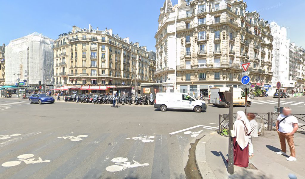 Retrouvez toutes les informations de contacts et horaires d&rsquo;ouverture pour La Poste PARIS GARE DE LYON situé à Paris dans le département Paris (75). Pour effectuer envoyer vos colis (colissimo, chronopost, suivi colis), une gestion bancaire (banque postal, French Bank), [&hellip;]