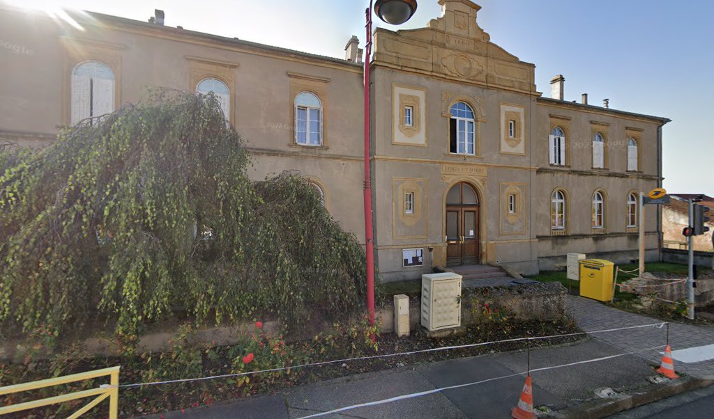 Retrouvez toutes les informations de contacts et horaires d&rsquo;ouverture pour La Poste Agence Communale HERNY Mairie situé à Herny dans le département Moselle (57). Pour effectuer envoyer vos colis (colissimo, chronopost, suivi colis), une gestion bancaire (banque postal, French Bank), [&hellip;]