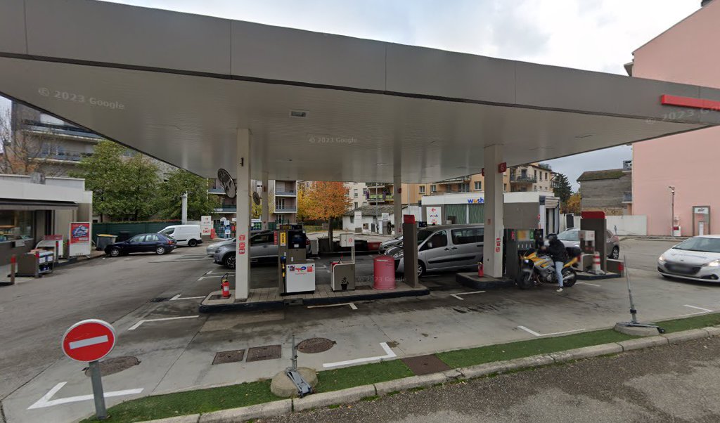 Retrouvez toutes les informations de contacts et horaires d&rsquo;ouverture pour Relais Pickup STATION TOTALENERGIES situé à Bourgoin jallieu dans le département Isère (38). Pour effectuer envoyer vos colis (colissimo, chronopost, suivi colis), une gestion bancaire (banque postal, French Bank), votre [&hellip;]