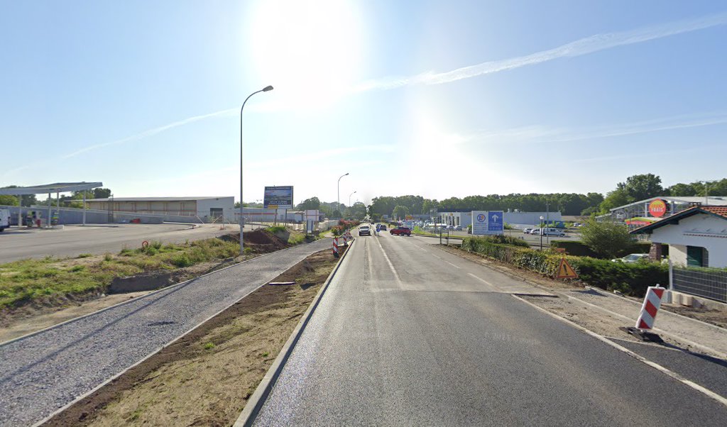 Retrouvez toutes les informations de contacts et horaires d&rsquo;ouverture pour Relais Pickup LES FLEURS DU LAC situé à St paul les dax dans le département Landes (40). Pour effectuer envoyer vos colis (colissimo, chronopost, suivi colis), une gestion bancaire (banque [&hellip;]