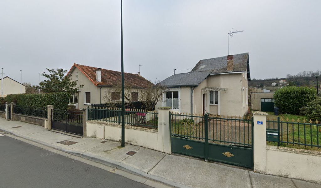 Retrouvez toutes les informations de contacts et horaires d&rsquo;ouverture pour La Poste Espace Clients Pro ARGENTON SUR CREUSE PDC1 situé à Argenton sur creuse dans le département Indre (36). Pour effectuer envoyer vos colis (colissimo, chronopost, suivi colis), une gestion [&hellip;]