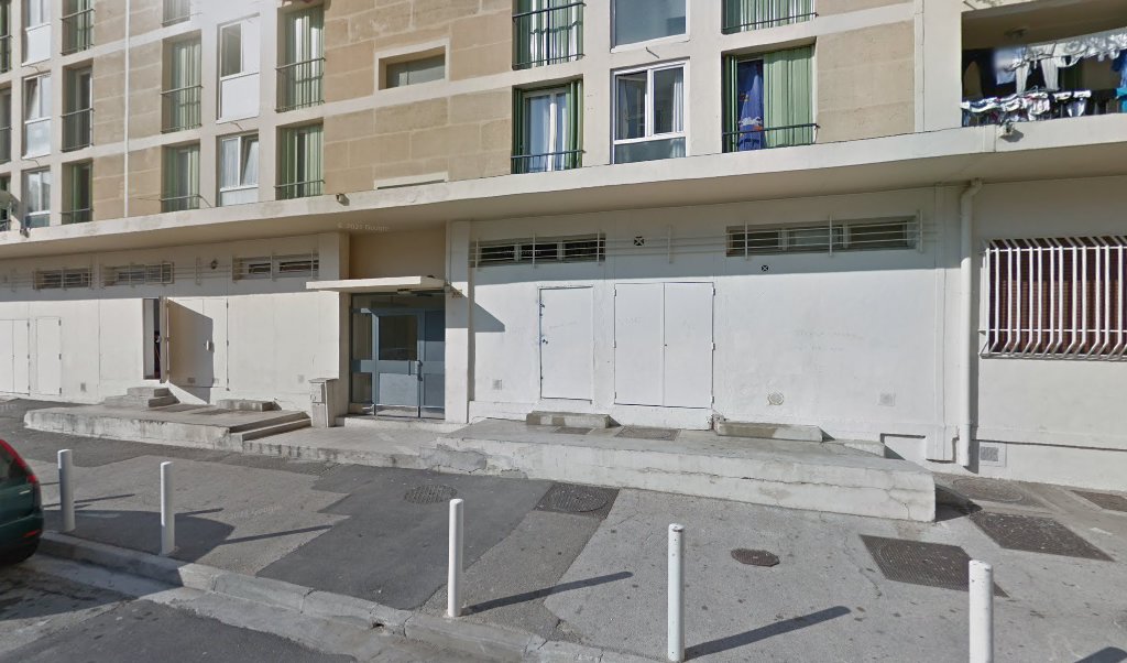 Retrouvez toutes les informations de contacts et horaires d&rsquo;ouverture pour Relais Pickup PARCEL SHOPPING ALIMENTAIRE situé à Marseille dans le département Bouches-du-Rhône (13). Pour effectuer envoyer vos colis (colissimo, chronopost, suivi colis), une gestion bancaire (banque postal, French Bank), votre [&hellip;]
