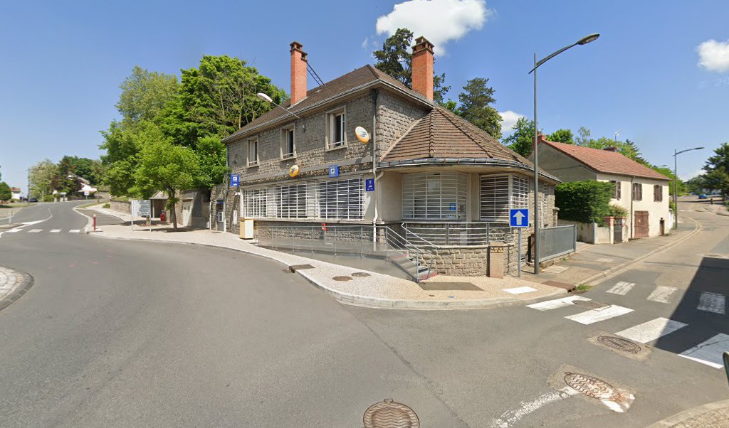 Retrouvez toutes les informations de contacts et horaires d&rsquo;ouverture pour La Poste SAINT GERMAIN DES FOSSES situé à St germain des fosses dans le département Allier (03). Pour effectuer envoyer vos colis (colissimo, chronopost, suivi colis), une gestion bancaire (banque [&hellip;]
