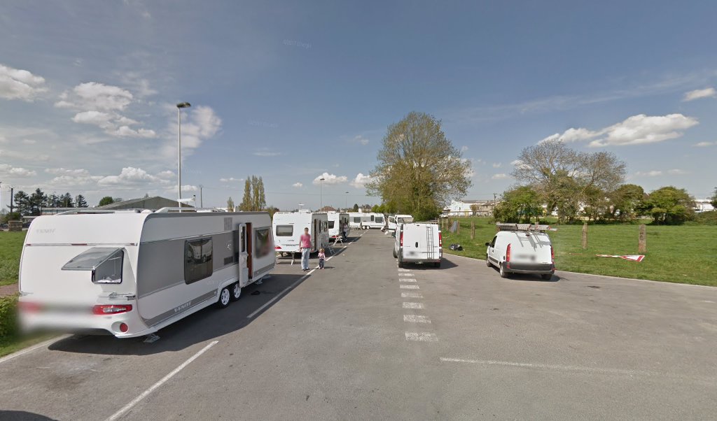 Retrouvez toutes les informations de contacts et horaires d&rsquo;ouverture pour La Poste Espace Clients Pro VILLERS BOCAGE PDC1 situé à Villers bocage dans le département Calvados (14). Pour effectuer envoyer vos colis (colissimo, chronopost, suivi colis), une gestion bancaire (banque [&hellip;]