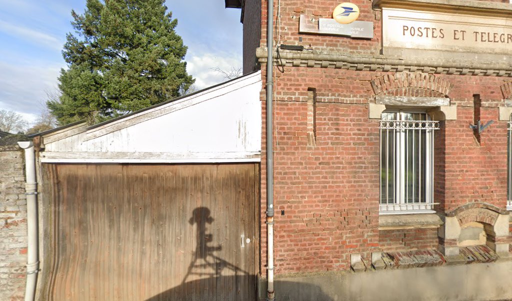Retrouvez toutes les informations de contacts et horaires d&rsquo;ouverture pour La Poste Agence Communale RUBEMPRE Mairie situé à Rubempre dans le département Somme (80). Pour effectuer envoyer vos colis (colissimo, chronopost, suivi colis), une gestion bancaire (banque postal, French Bank), [&hellip;]