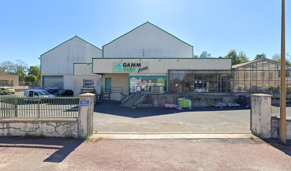 Retrouvez toutes les informations de contacts et horaires d&rsquo;ouverture pour Relais Pickup GAMM VERT situé à Mirambeau dans le département Charente-Maritime (17). Pour effectuer envoyer vos colis (colissimo, chronopost, suivi colis), une gestion bancaire (banque postal, French Bank), votre courrier [&hellip;]