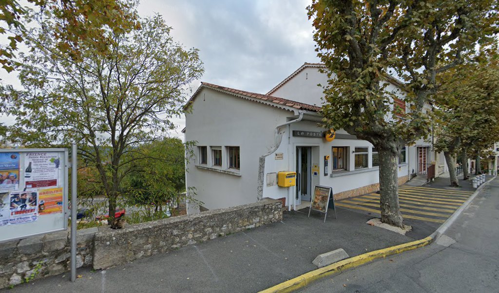 Retrouvez toutes les informations de contacts et horaires d&rsquo;ouverture pour La Poste FAYENCE situé à Fayence dans le département Var (83). Pour effectuer envoyer vos colis (colissimo, chronopost, suivi colis), une gestion bancaire (banque postal, French Bank), votre courrier (suivi [&hellip;]
