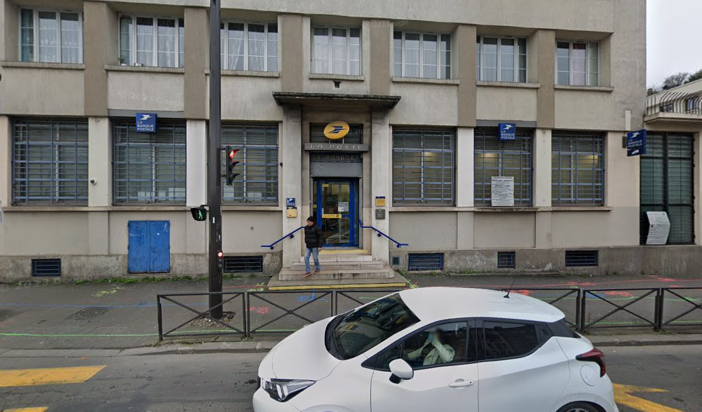 Retrouvez toutes les informations de contacts et horaires d&rsquo;ouverture pour La Poste LE BOURGET situé à Le bourget dans le département Seine-Saint-Denis (93). Pour effectuer envoyer vos colis (colissimo, chronopost, suivi colis), une gestion bancaire (banque postal, French Bank), votre [&hellip;]