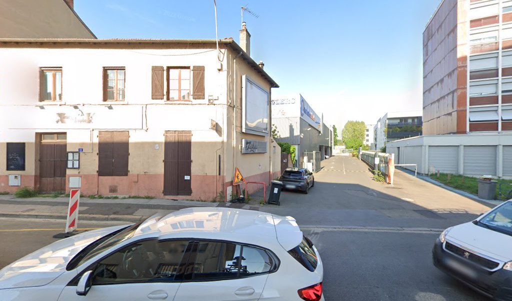 Retrouvez toutes les informations de contacts et horaires d&rsquo;ouverture pour Relais Pickup E LECLERC LYON APOLLINAIRE situé à Lyon dans le département Rhône (69). Pour effectuer envoyer vos colis (colissimo, chronopost, suivi colis), une gestion bancaire (banque postal, French Bank), [&hellip;]