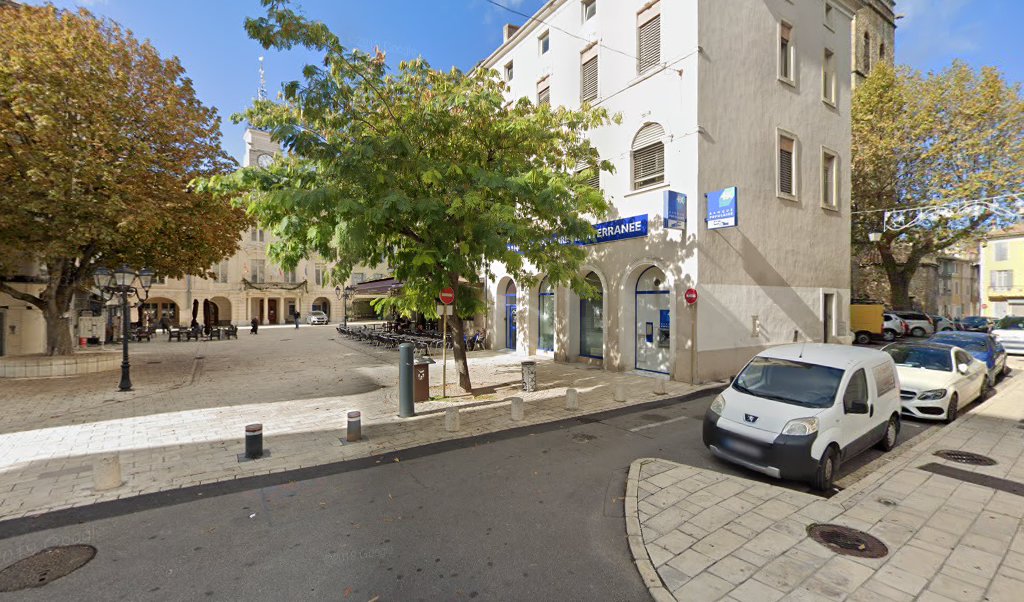 Retrouvez toutes les informations de contacts et horaires d&rsquo;ouverture pour La Poste Relais ORANGE UTILE situé à Orange dans le département Vaucluse (84). Pour effectuer envoyer vos colis (colissimo, chronopost, suivi colis), une gestion bancaire (banque postal, French Bank), votre [&hellip;]