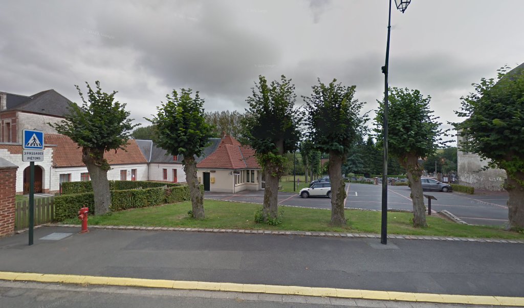 Retrouvez toutes les informations de contacts et horaires d&rsquo;ouverture pour La Poste Agence Communale RIVIERE Mairie situé à Riviere dans le département Pas-de-Calais (62). Pour effectuer envoyer vos colis (colissimo, chronopost, suivi colis), une gestion bancaire (banque postal, French Bank), [&hellip;]