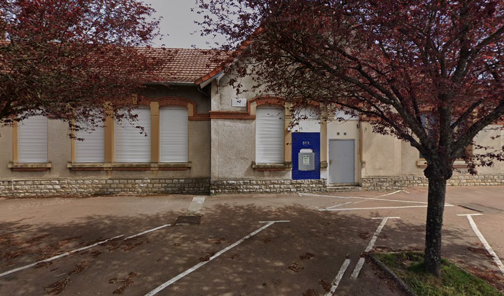 Retrouvez toutes les informations de contacts et horaires d&rsquo;ouverture pour La Poste Agence Communale ST VALLIER Mairie situé à St vallier dans le département Saône-et-Loire (71). Pour effectuer envoyer vos colis (colissimo, chronopost, suivi colis), une gestion bancaire (banque postal, [&hellip;]