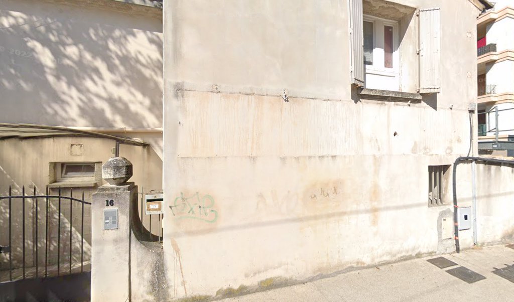 Retrouvez toutes les informations de contacts et horaires d&rsquo;ouverture pour La Poste Relais AVIGNON COMMERCE situé à Avignon dans le département Vaucluse (84). Pour effectuer envoyer vos colis (colissimo, chronopost, suivi colis), une gestion bancaire (banque postal, French Bank), votre [&hellip;]