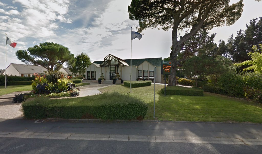 Retrouvez toutes les informations de contacts et horaires d&rsquo;ouverture pour La Poste Agence Communale MESANGER Mairie situé à Mesanger dans le département Loire-Atlantique (44). Pour effectuer envoyer vos colis (colissimo, chronopost, suivi colis), une gestion bancaire (banque postal, French Bank), [&hellip;]