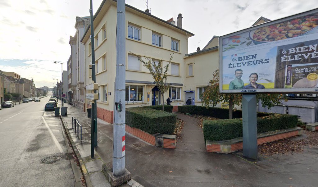 Retrouvez toutes les informations de contacts et horaires d&rsquo;ouverture pour La Poste LAXOU PRINCIPAL situé à Laxou dans le département Meurthe-et-Moselle (54). Pour effectuer envoyer vos colis (colissimo, chronopost, suivi colis), une gestion bancaire (banque postal, French Bank), votre courrier [&hellip;]