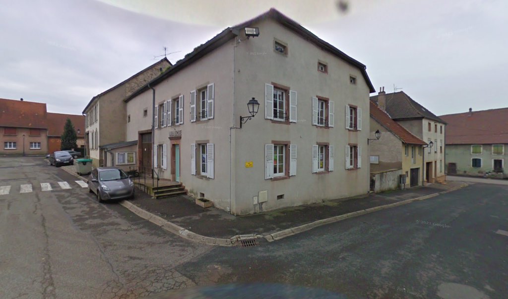 Retrouvez toutes les informations de contacts et horaires d&rsquo;ouverture pour La Poste Agence Communale INSMING Mairie situé à Insming dans le département Moselle (57). Pour effectuer envoyer vos colis (colissimo, chronopost, suivi colis), une gestion bancaire (banque postal, French Bank), [&hellip;]