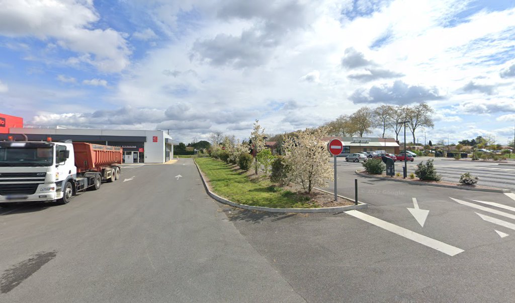 Retrouvez toutes les informations de contacts et horaires d&rsquo;ouverture pour Relais Pickup AU P TIT MARCHE DE CAMPAGNE situé à Montech dans le département Tarn-et-Garonne (82). Pour effectuer envoyer vos colis (colissimo, chronopost, suivi colis), une gestion bancaire (banque postal, [&hellip;]