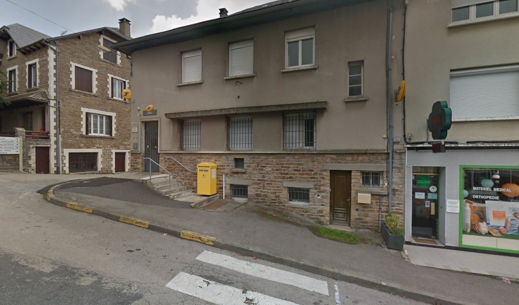 Retrouvez toutes les informations de contacts et horaires d&rsquo;ouverture pour La Poste Agence Communale SALLES CURAN Mairie situé à Salles curan dans le département Aveyron (12). Pour effectuer envoyer vos colis (colissimo, chronopost, suivi colis), une gestion bancaire (banque postal, [&hellip;]
