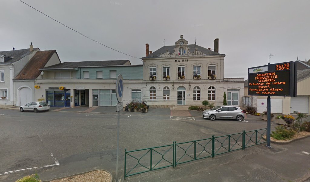 Retrouvez toutes les informations de contacts et horaires d&rsquo;ouverture pour La Poste Agence Communale CERANS FOULLETOURTE Mairie situé à Cerans foulletourte dans le département Sarthe (72). Pour effectuer envoyer vos colis (colissimo, chronopost, suivi colis), une gestion bancaire (banque postal, [&hellip;]