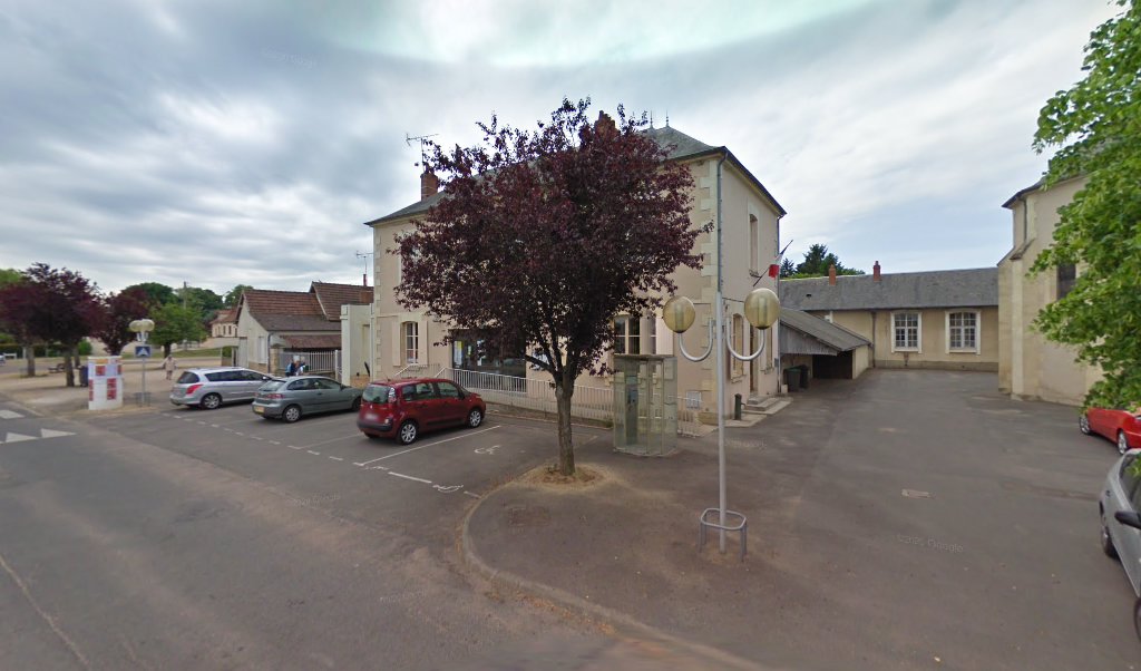 Retrouvez toutes les informations de contacts et horaires d&rsquo;ouverture pour La Poste Agence Communale MARSEILLES LES AUBIGNY Mairie situé à Marseilles les aubigny dans le département Cher (18). Pour effectuer envoyer vos colis (colissimo, chronopost, suivi colis), une gestion bancaire [&hellip;]