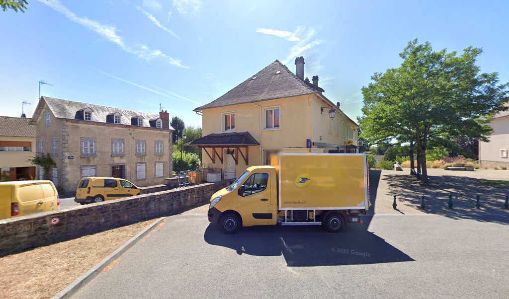 Retrouvez toutes les informations de contacts et horaires d&rsquo;ouverture pour La Poste MAGNAC LAVAL situé à Magnac laval dans le département Haute-Vienne (87). Pour effectuer envoyer vos colis (colissimo, chronopost, suivi colis), une gestion bancaire (banque postal, French Bank), votre [&hellip;]