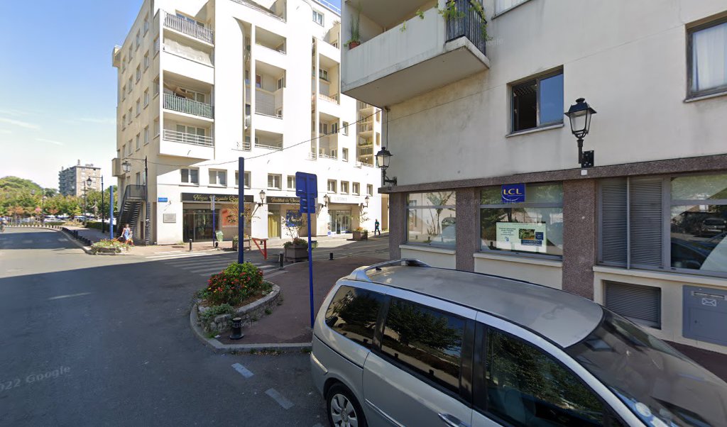 Retrouvez toutes les informations de contacts et horaires d&rsquo;ouverture pour Relais Pickup DRANCY COSMETIQUE situé à Drancy dans le département Seine-Saint-Denis (93). Pour effectuer envoyer vos colis (colissimo, chronopost, suivi colis), une gestion bancaire (banque postal, French Bank), votre courrier [&hellip;]