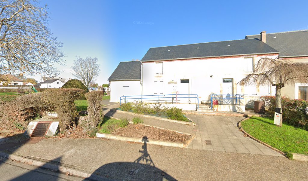 Retrouvez toutes les informations de contacts et horaires d&rsquo;ouverture pour La Poste Agence Communale VASSELAY Mairie situé à Vasselay dans le département Cher (18). Pour effectuer envoyer vos colis (colissimo, chronopost, suivi colis), une gestion bancaire (banque postal, French Bank), [&hellip;]