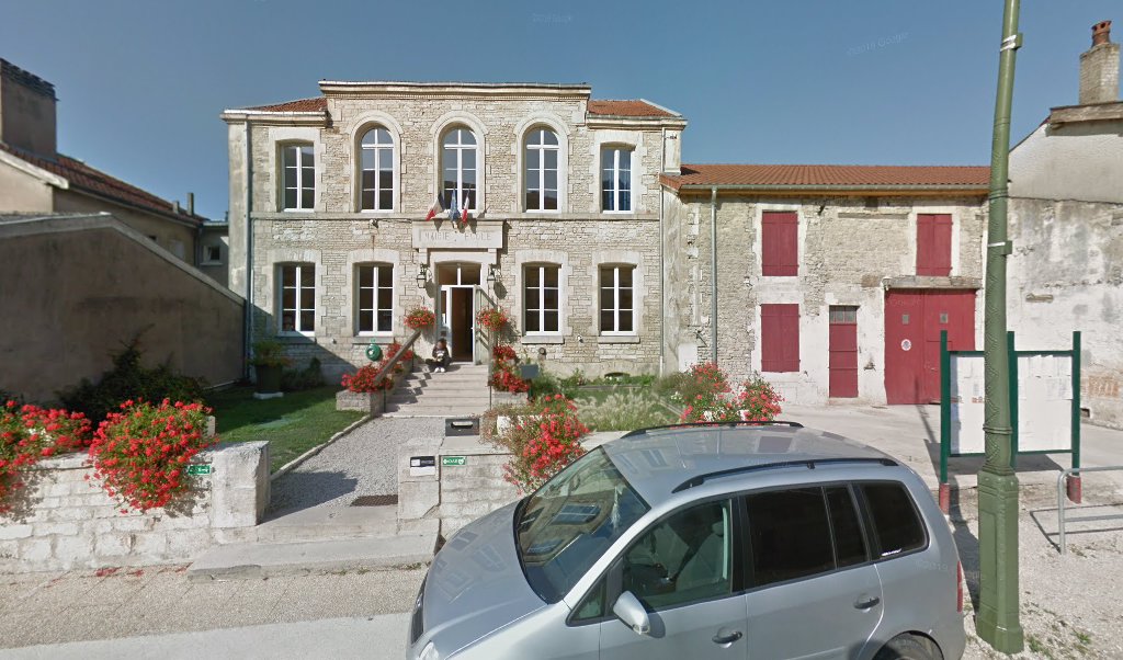 Retrouvez toutes les informations de contacts et horaires d&rsquo;ouverture pour La Poste Agence Communale THONNANCE LES JOINVILLE Mairie situé à Thonnance les joinville dans le département Haute-Marne (52). Pour effectuer envoyer vos colis (colissimo, chronopost, suivi colis), une gestion bancaire [&hellip;]