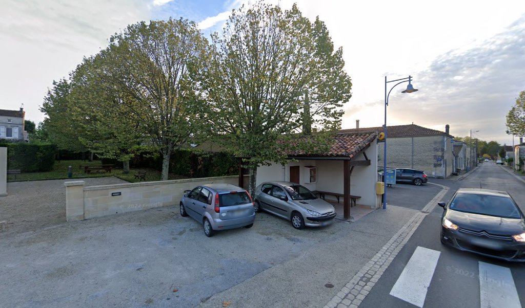 Retrouvez toutes les informations de contacts et horaires d&rsquo;ouverture pour Relais Pickup VIVAL situé à Houlette dans le département Charente (16). Pour effectuer envoyer vos colis (colissimo, chronopost, suivi colis), une gestion bancaire (banque postal, French Bank), votre courrier (suivi [&hellip;]
