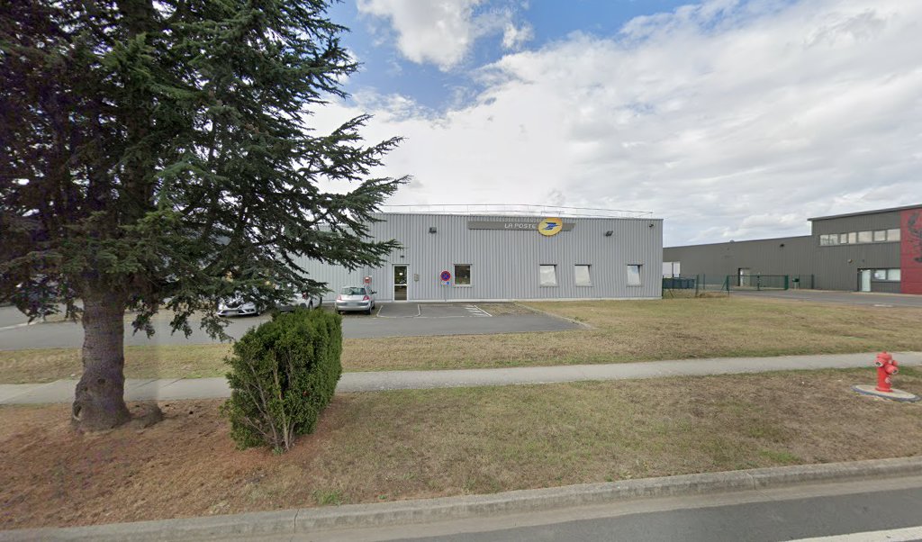 Retrouvez toutes les informations de contacts et horaires d&rsquo;ouverture pour La Poste Espace Clients Pro COLOMBELLES PDC1 situé à Colombelles dans le département Calvados (14). Pour effectuer envoyer vos colis (colissimo, chronopost, suivi colis), une gestion bancaire (banque postal, French [&hellip;]