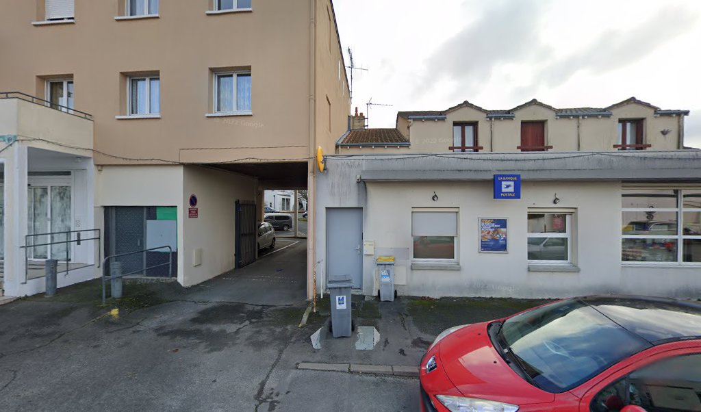 Retrouvez toutes les informations de contacts et horaires d&rsquo;ouverture pour La Poste BUXEROLLES situé à Buxerolles dans le département Vienne (86). Pour effectuer envoyer vos colis (colissimo, chronopost, suivi colis), une gestion bancaire (banque postal, French Bank), votre courrier (suivi [&hellip;]