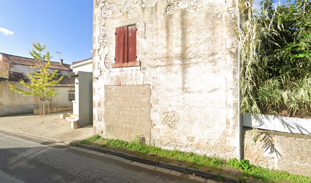 Retrouvez toutes les informations de contacts et horaires d&rsquo;ouverture pour La Poste Agence Communale TAUGON Mairie situé à Taugon dans le département Charente-Maritime (17). Pour effectuer envoyer vos colis (colissimo, chronopost, suivi colis), une gestion bancaire (banque postal, French Bank), [&hellip;]