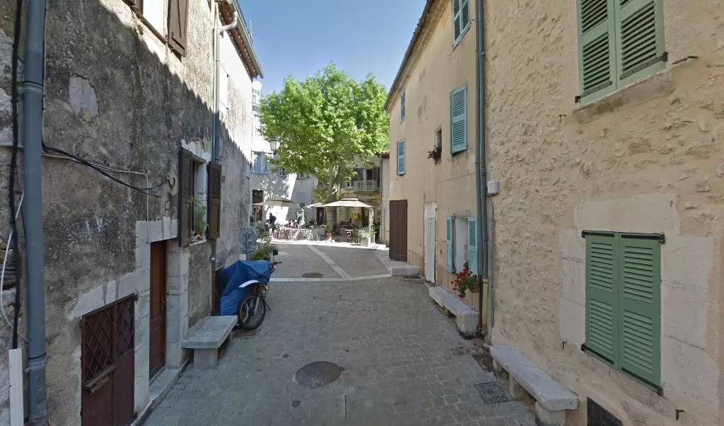 Retrouvez toutes les informations de contacts et horaires d&rsquo;ouverture pour La Poste MONS situé à Mons dans le département Var (83). Pour effectuer envoyer vos colis (colissimo, chronopost, suivi colis), une gestion bancaire (banque postal, French Bank), votre courrier (suivi [&hellip;]