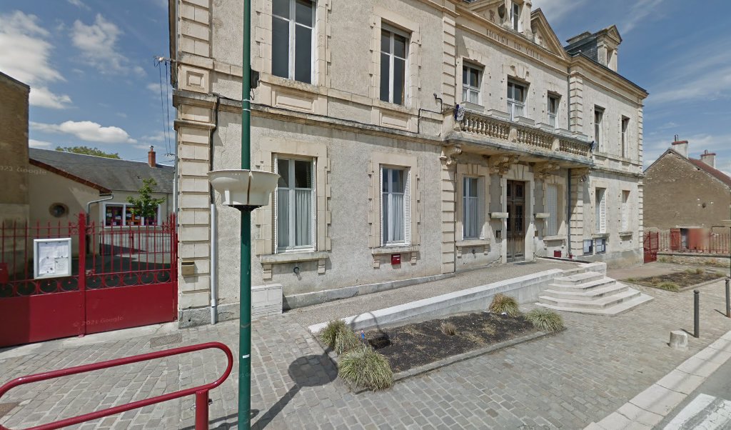 Retrouvez toutes les informations de contacts et horaires d&rsquo;ouverture pour La Poste Agence Communale CHARENTON DU CHER Mairie situé à Charenton du cher dans le département Cher (18). Pour effectuer envoyer vos colis (colissimo, chronopost, suivi colis), une gestion bancaire [&hellip;]