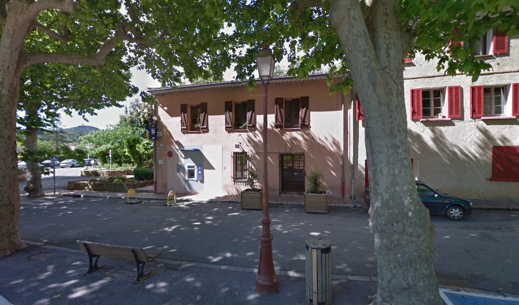 Retrouvez toutes les informations de contacts et horaires d&rsquo;ouverture pour La Poste LE THORONET situé à Le thoronet dans le département Var (83). Pour effectuer envoyer vos colis (colissimo, chronopost, suivi colis), une gestion bancaire (banque postal, French Bank), votre [&hellip;]