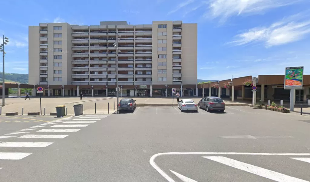 Retrouvez toutes les informations de contacts et horaires d&rsquo;ouverture pour Relais Pickup VIVAL situé à St chamond dans le département Loire (42). Pour effectuer envoyer vos colis (colissimo, chronopost, suivi colis), une gestion bancaire (banque postal, French Bank), votre courrier [&hellip;]